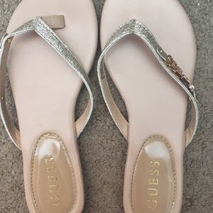 Guess flip flops